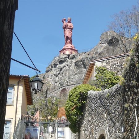 Апартаменты Le Petit St Clair Le Puy-en-Velay Экстерьер фото