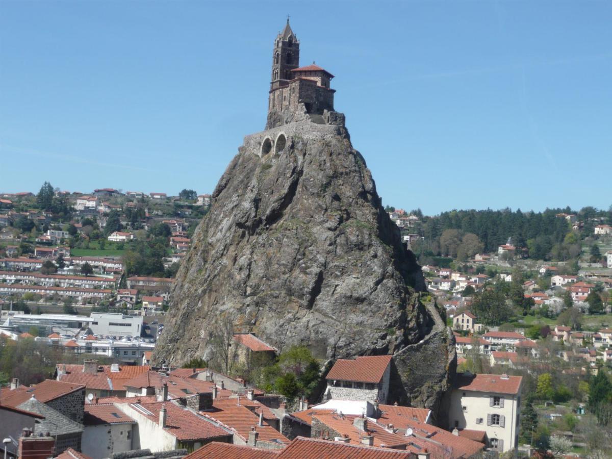 Апартаменты Le Petit St Clair Le Puy-en-Velay Экстерьер фото