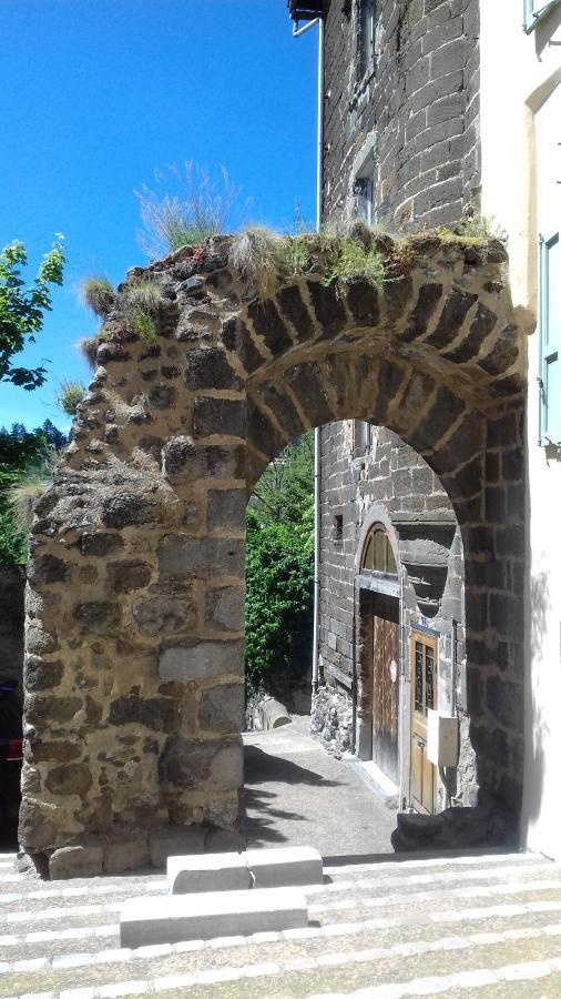 Апартаменты Le Petit St Clair Le Puy-en-Velay Экстерьер фото